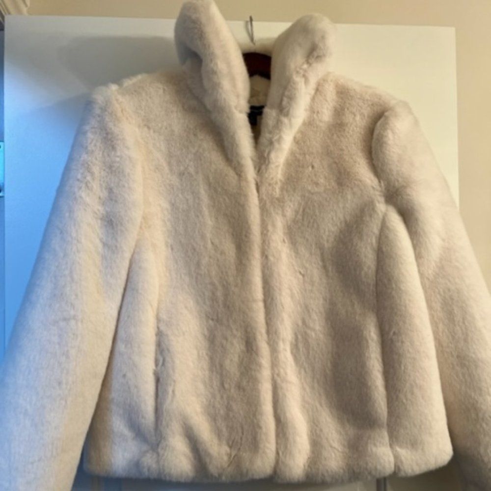 White Faux Fur Coat. Size Small. New Condition. Worn Once.